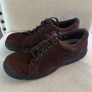 Rockport Women’s Suede Lace Up Flats Sneakers Dark Brown Size 6.5